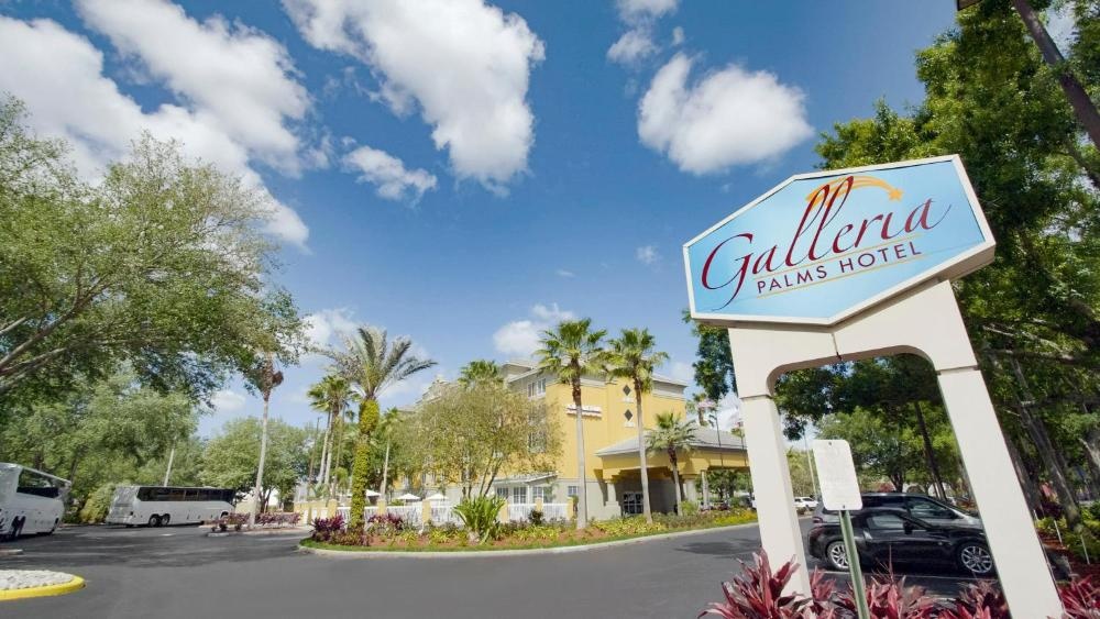 Galleria Palms Hotel